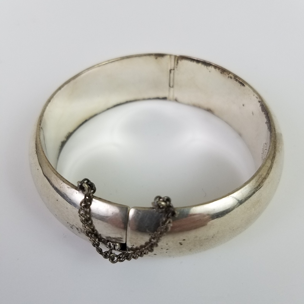 Vintage Mexican JPM 925 Sterling Silver Bangle